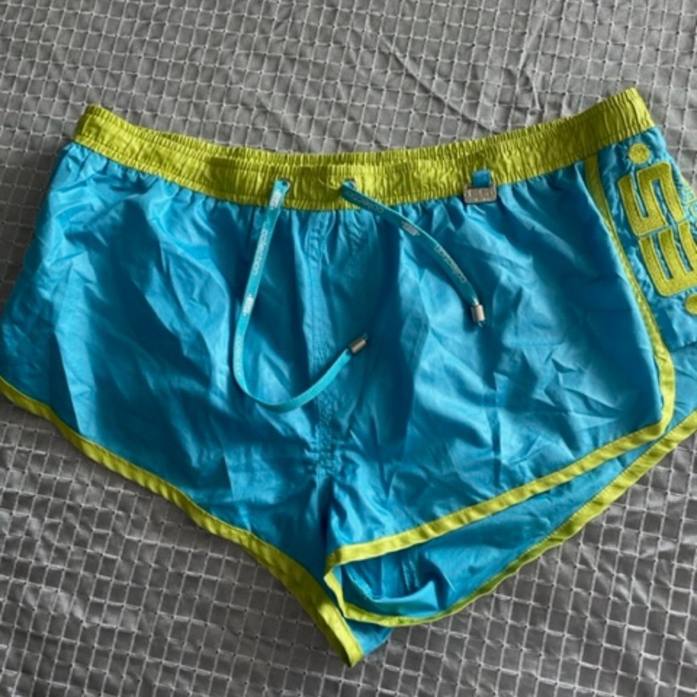 ES COLLECTION HYBRID SWIMSUIT/RUNNING SHORTS SIZE M
